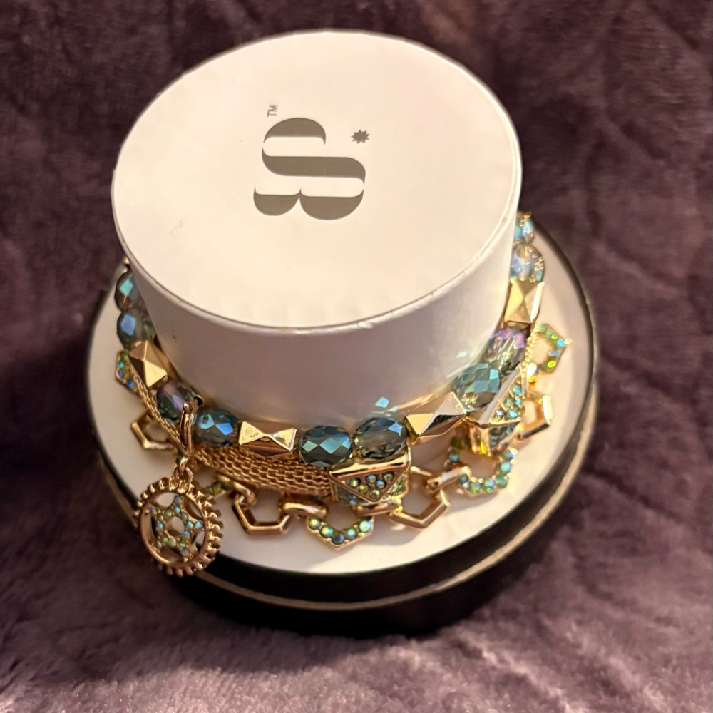 Halloween Stack 2025 Gold and Blue Charm Bracelet Set - Picture 4 of 5